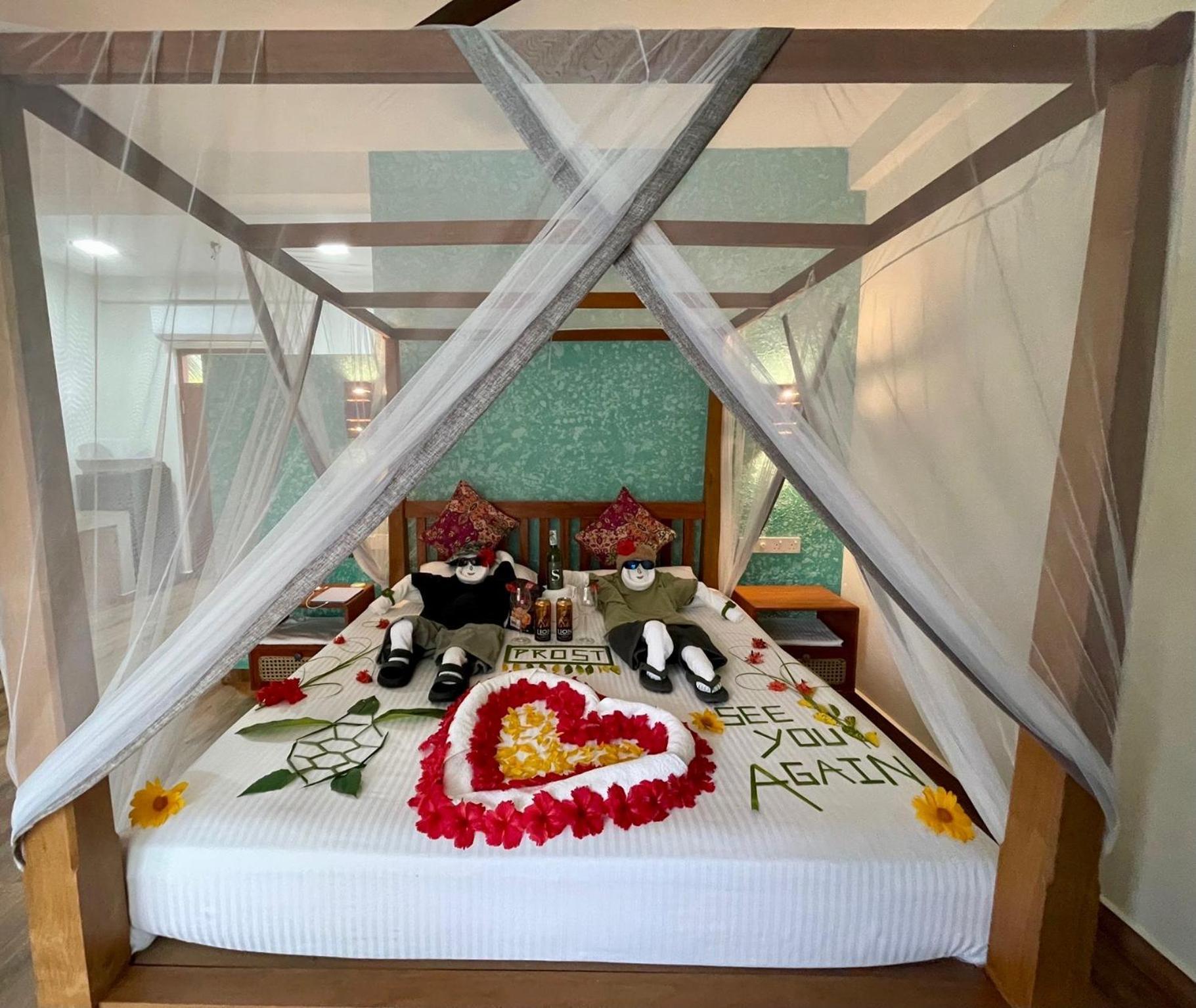 Sri Palms Bed & Breakfast Kosgoda Ngoại thất bức ảnh